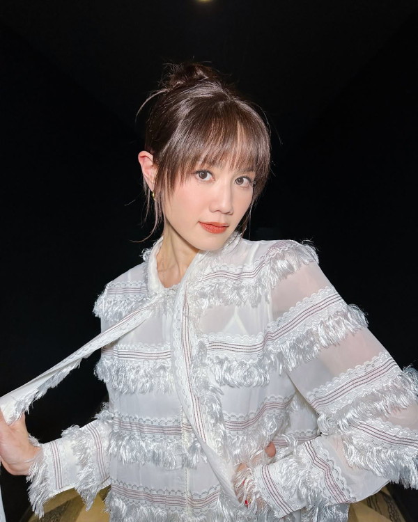 周秀娜被控告誹謗後首度現身！低調飛北海道散心 一男星護航揭最新近況