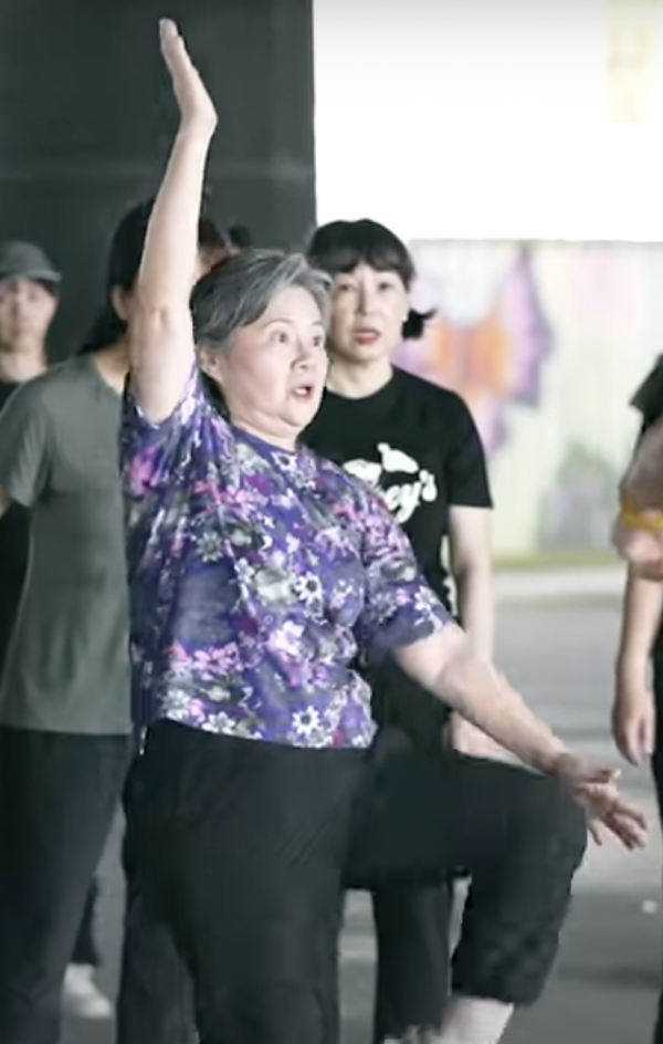 50+銀髮族從零開始學街舞 舞團總年齡超過3700歲