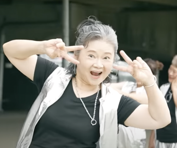 50+銀髮族從零開始學街舞 舞團總年齡超過3700歲