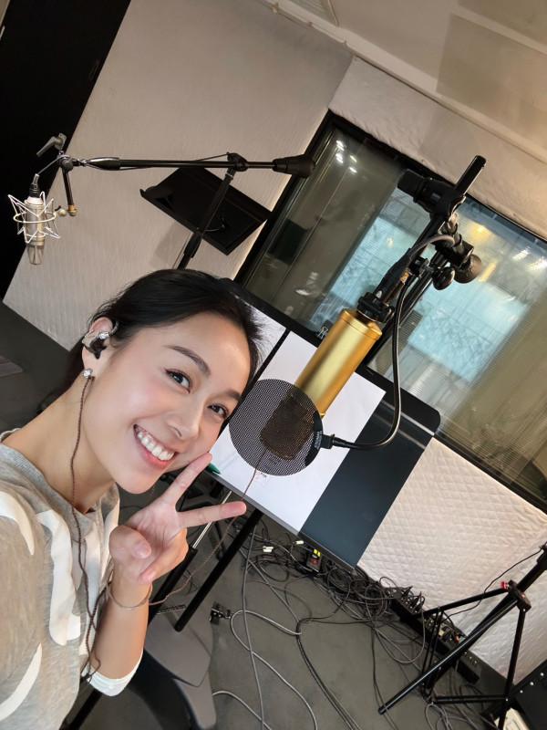 黃心穎三點式泳衣性感大解放與老公合照 胸形畢露騷馬甲線蜜桃臀震撼眼球