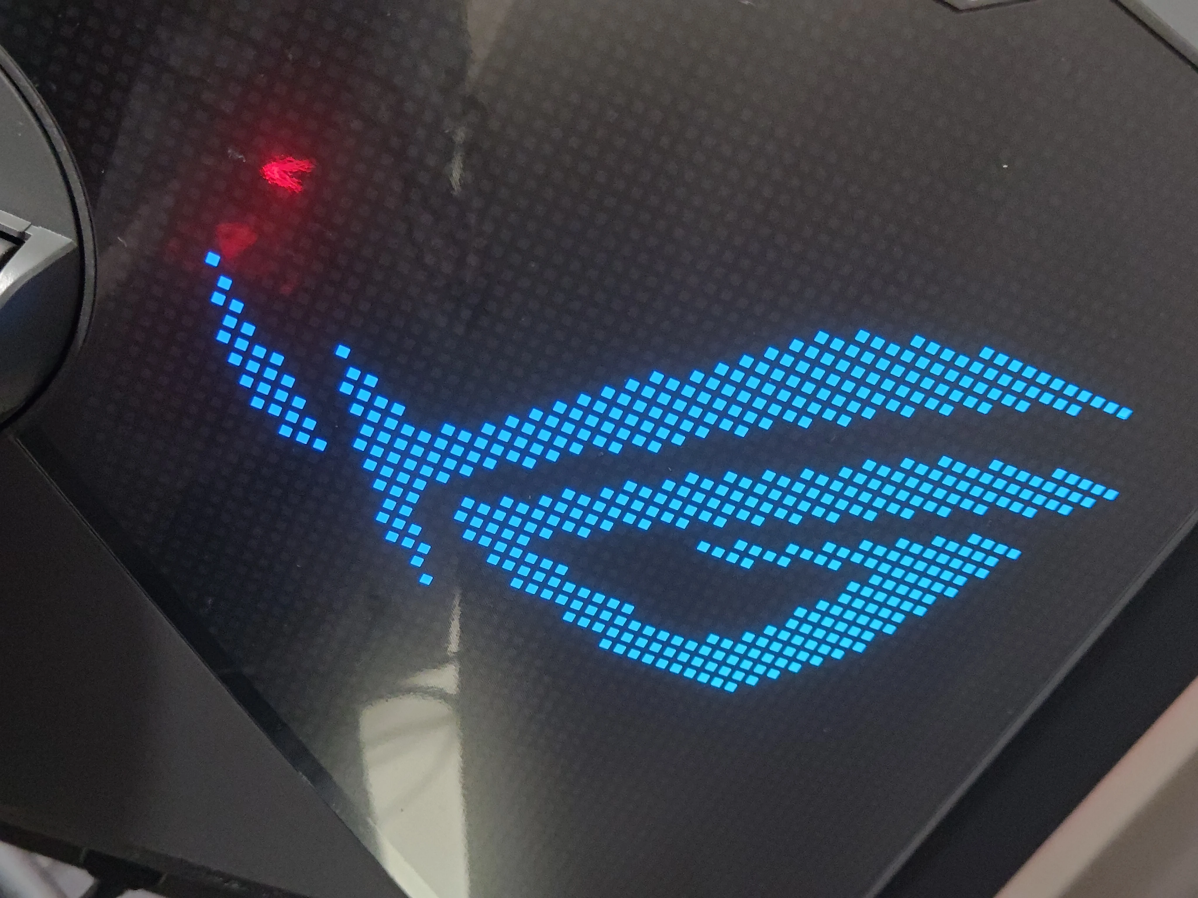 ASUS ROG NUC (2025) 終極評測！迷你機身隱藏電競巨獸，RTX 5080+AI實力盡現！