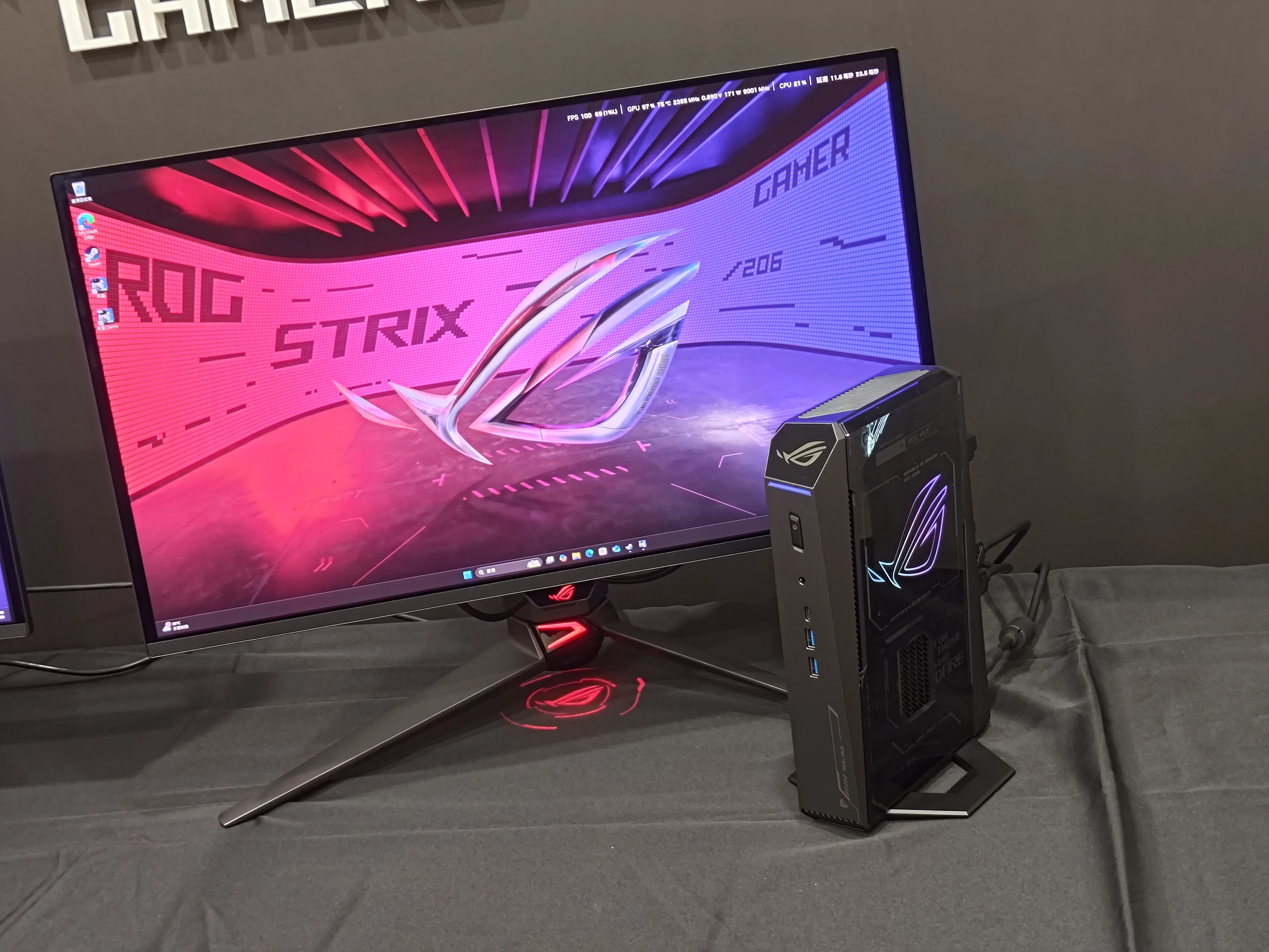ASUS ROG NUC (2025) 終極評測！迷你機身隱藏電競巨獸，RTX 5080+AI實力盡現！