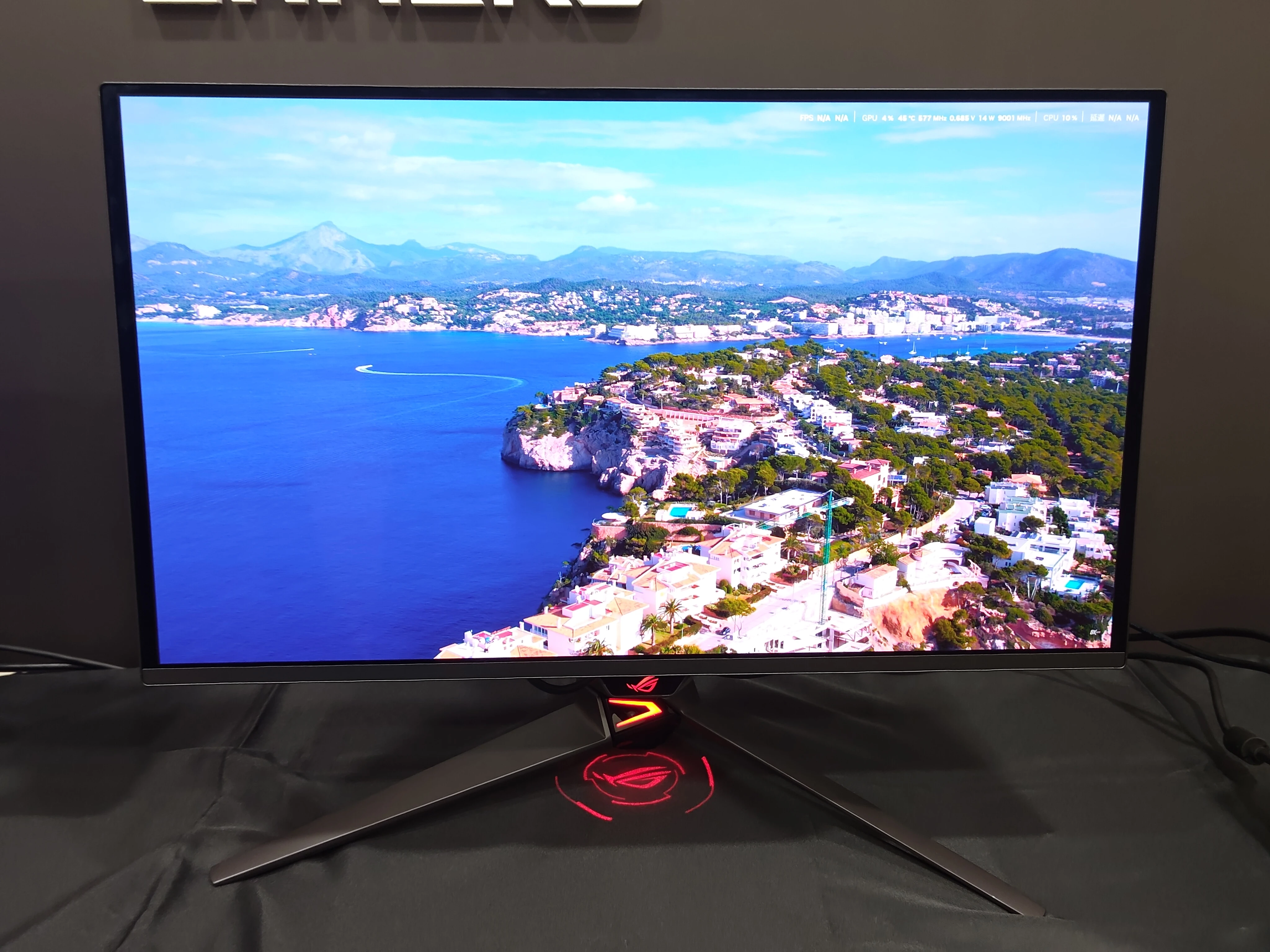 ASUS ROG NUC (2025) 終極評測！迷你機身隱藏電競巨獸，RTX 5080+AI實力盡現！