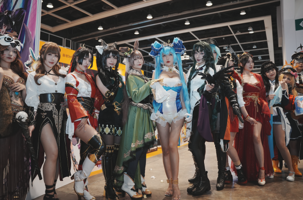 動漫節2025｜CosParadise入場前必讀！Cosplay攝影證安排詳情、腳架尿袋受限制？