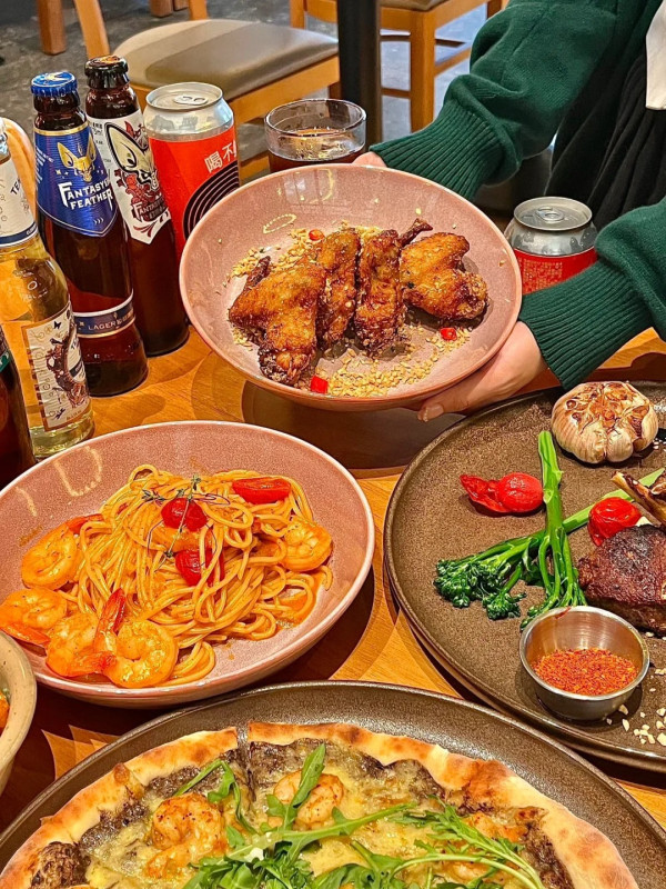 COMMUNE幻師（圖片來源：小紅書@Yaolei）