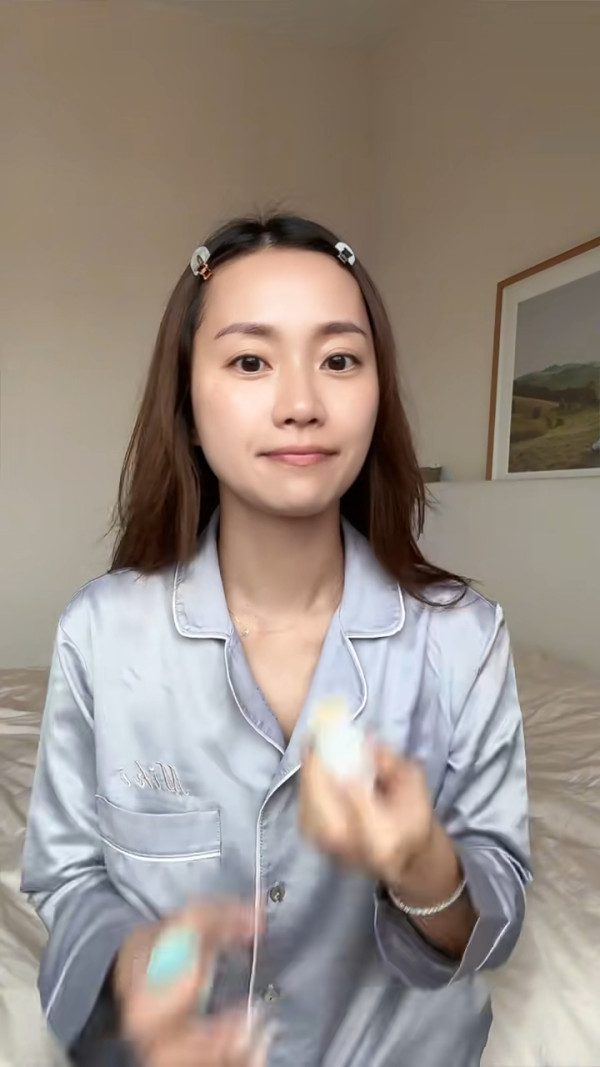40歲女藝人代表公司上市敲鐘威到盡 淡出娛圈後嫁入豪門：老公要多謝我