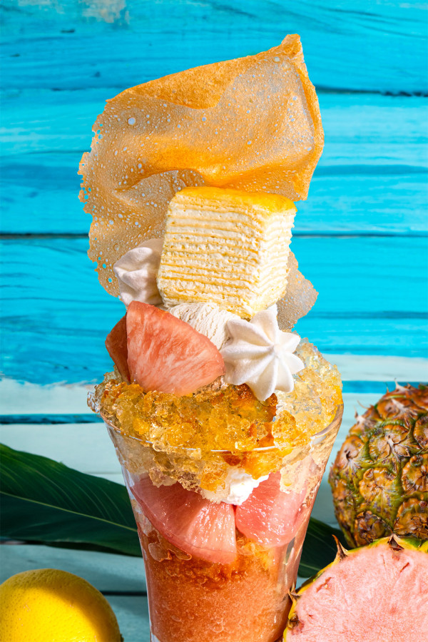 Lady M粉紅菠蘿千層芭菲限量登場 千層蛋糕方塊+乳酪雪糕+粉紅菠蘿