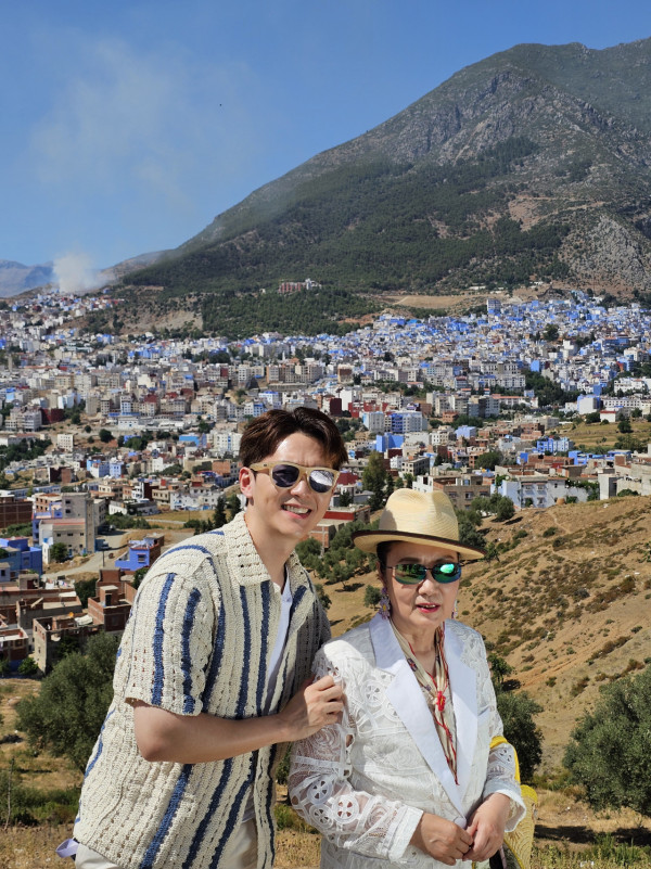 帶阿姐看世界｜暢遊摩洛哥撒哈拉沙漠騎駱駝 汪明荃大讚阮浩棕勁勤力！ 