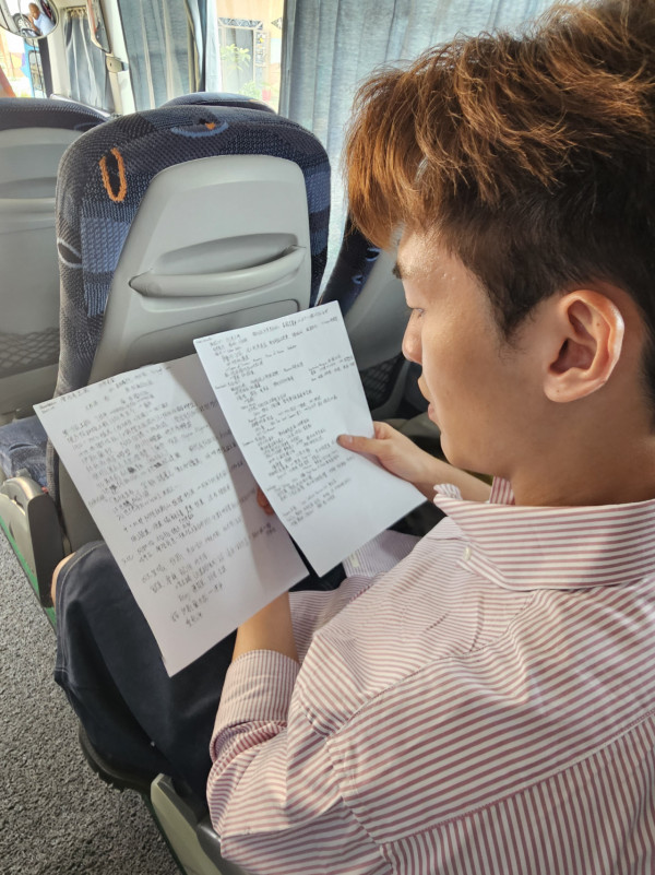 帶阿姐看世界｜暢遊摩洛哥撒哈拉沙漠騎駱駝 汪明荃大讚阮浩棕勁勤力！ 