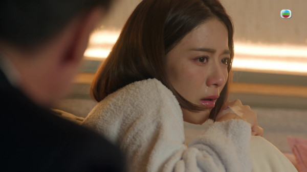 執法者們｜陳星妤大晒舞技！扭動纖腰兼擺可愛Pose！極無助「震住喊」晒躍進演技！