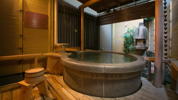 熱海海上花火大會全攻略！舉行時間表/交通方式/最佳觀賞地點 