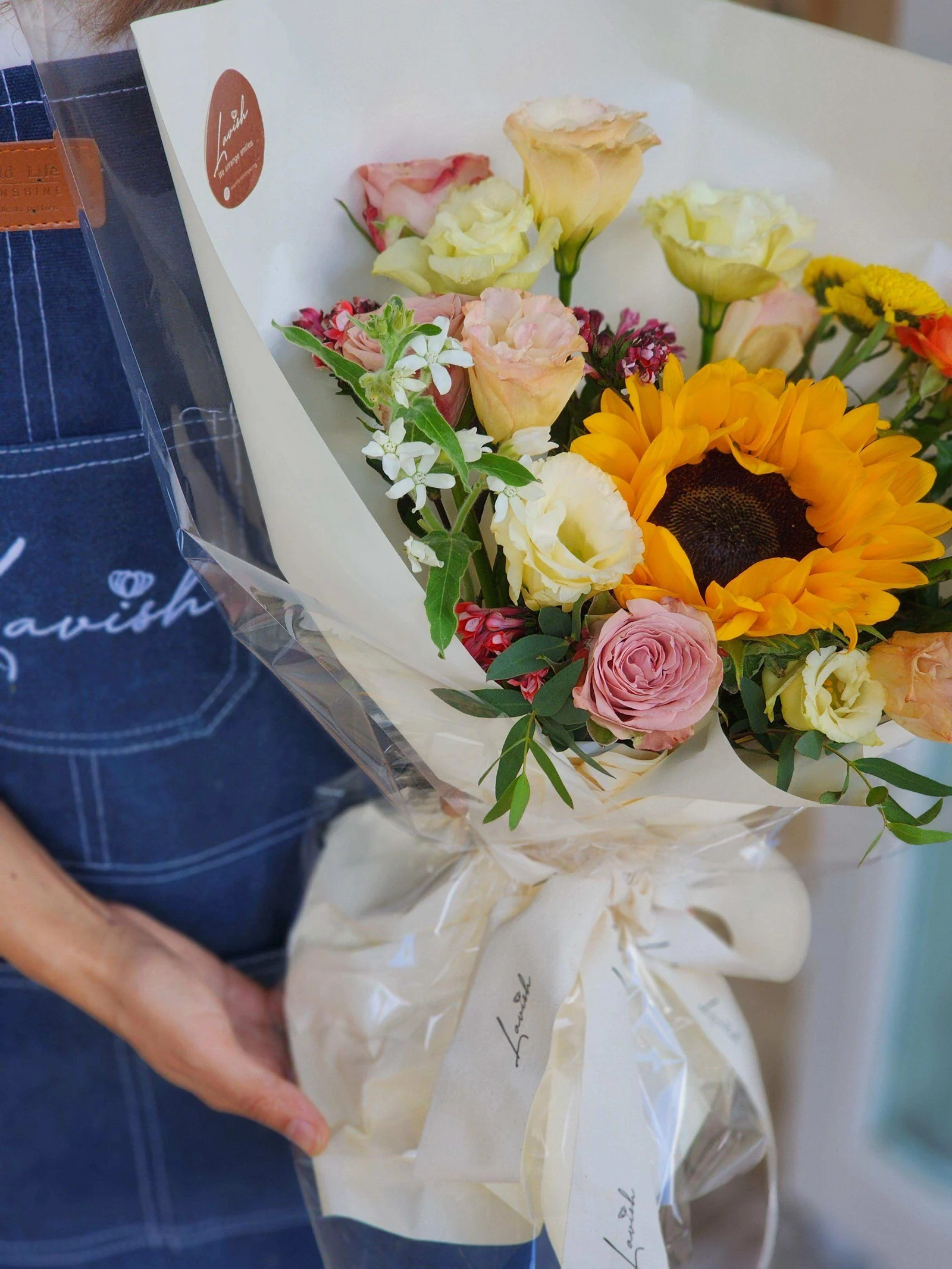 畢業鮮花花束推薦｜1. Lavish Florist