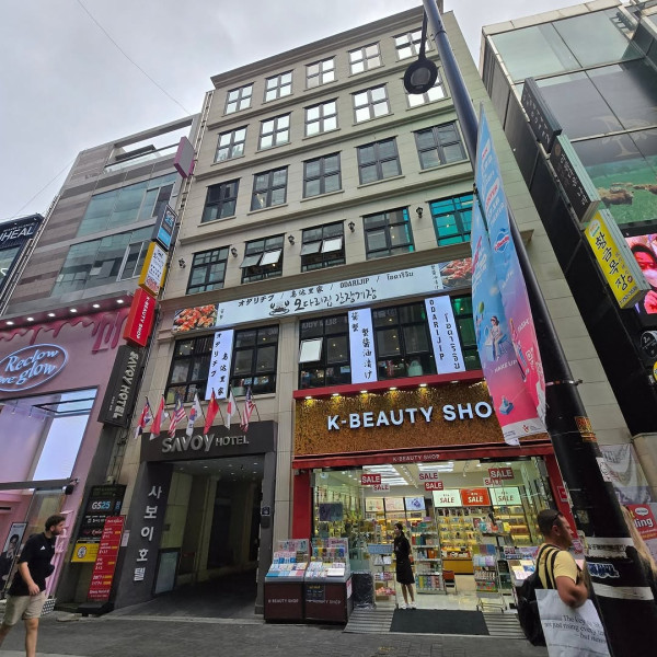 明洞美食 （圖片來源：Instagram@odarijip）