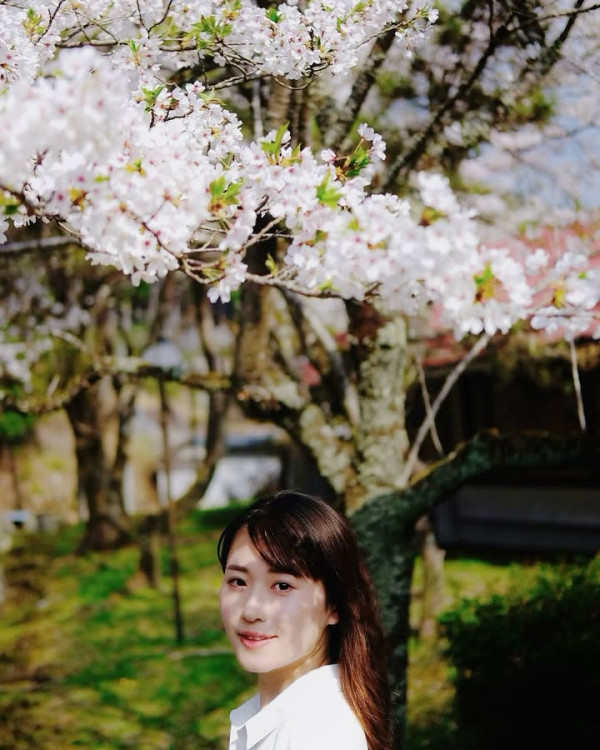 吳業坤日籍老婆超近鏡素顏曝光 真實樣貌震驚網民：坤哥前世做過咩？