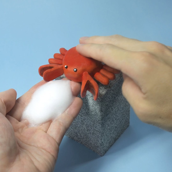 日本創意文具吸逾30萬觀看  鉛筆碎秒變大阪燒鰹魚片 