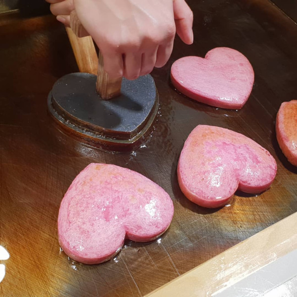 明洞美食 （圖片來源：Instagram@seoul_hotteok_）