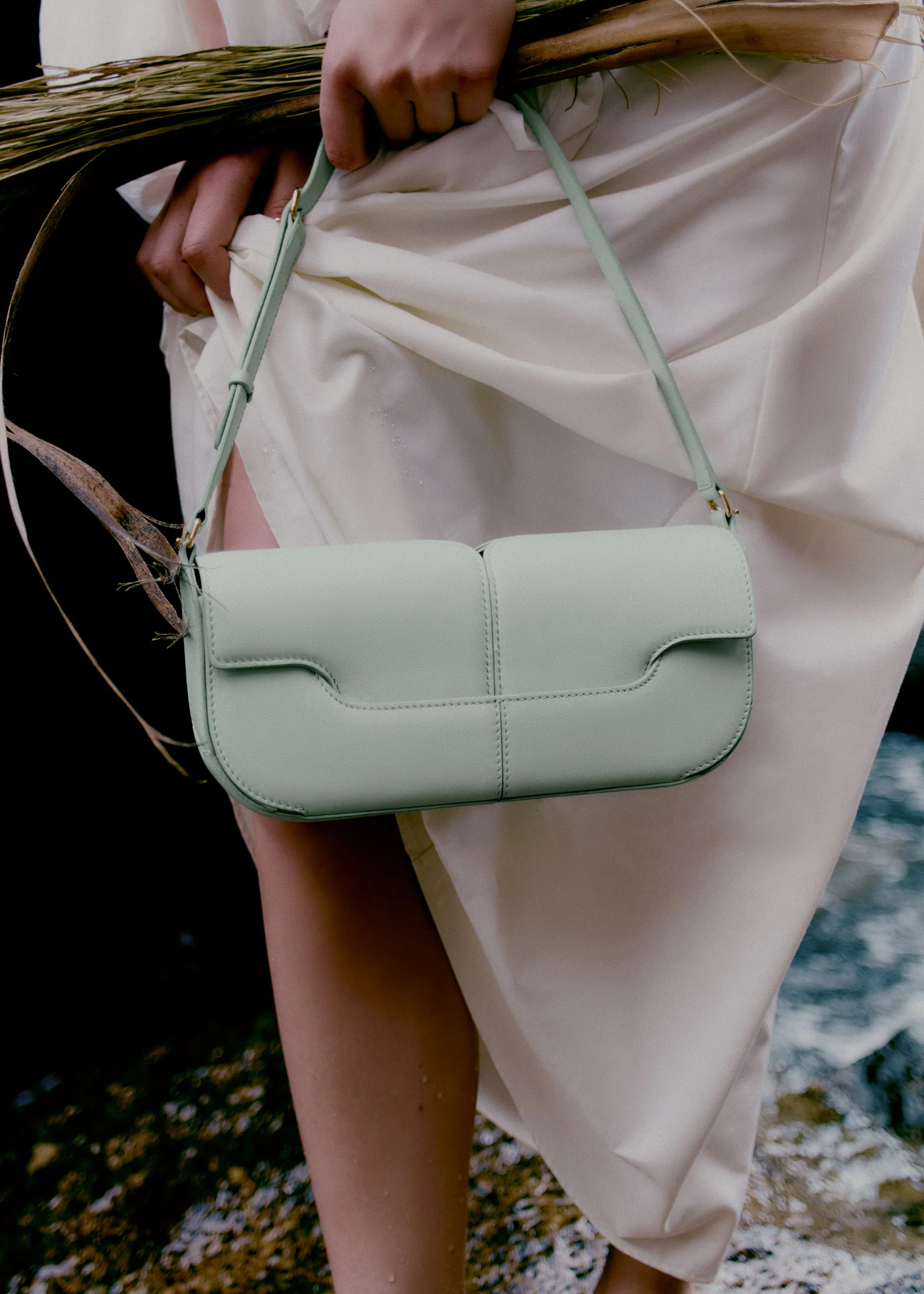 Polène手袋推薦 ｜Osmo- Sea Foam 售價USD$610