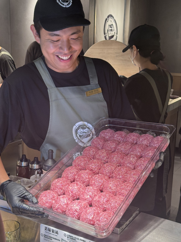 「肉肉大米」九龍灣店開業！逆市擴張殺入呢兩區！必試和牛芝士漢堡排+牛油果他他漢堡排！