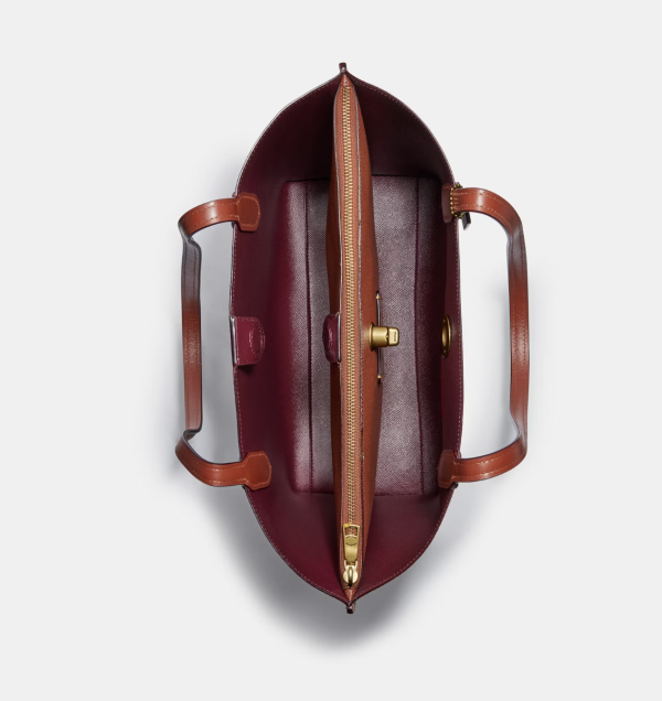 平價返工袋推薦｜Coach Willow Tote-Tan Rust 售價HK$4,300