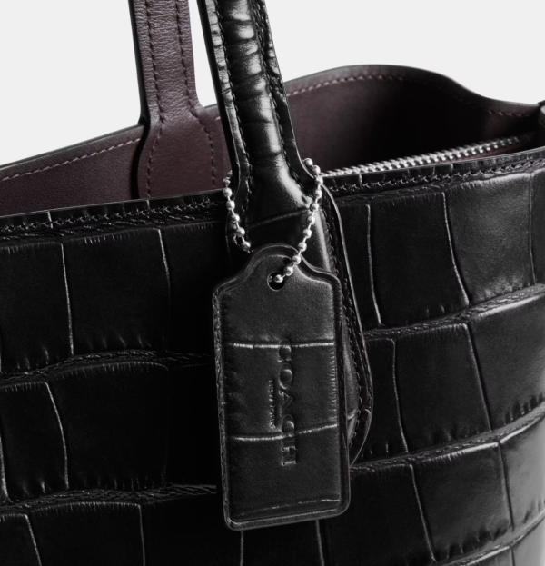 平價返工袋推薦｜Coach Willow Tote-Black Multi 售價HK$4,300