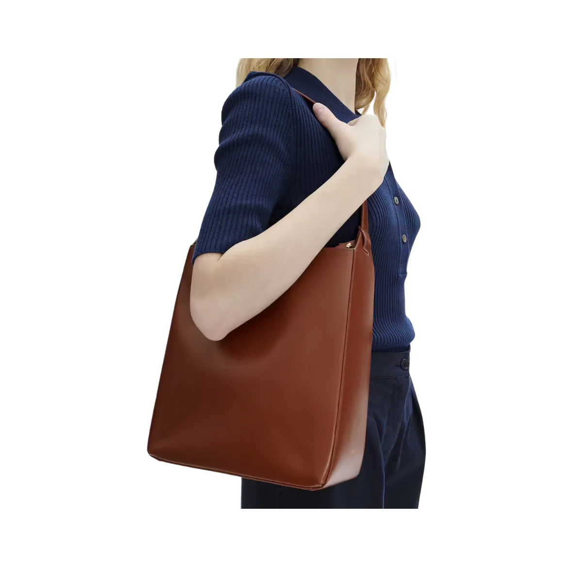 平價返工袋推薦｜A.P.C. Virginie Bag 售價 US$325