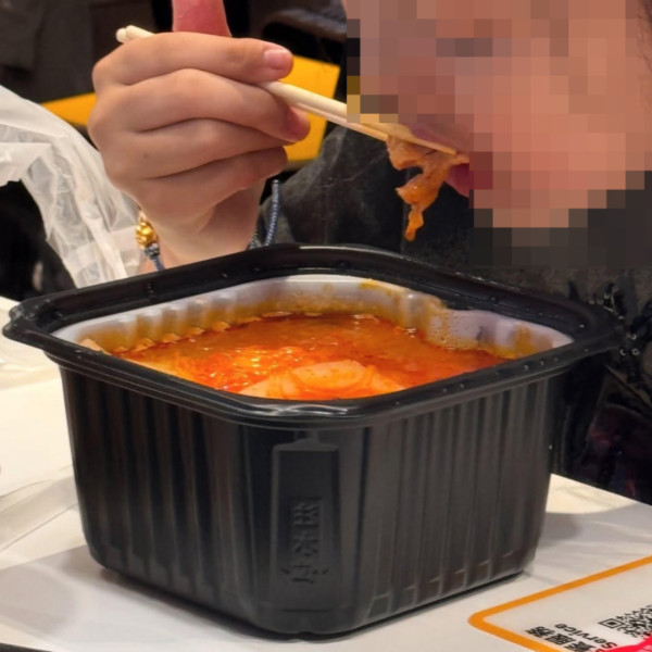 窮遊香港麥當勞？疑內地客霸位食懶人火鍋網民嘲「McBinno」