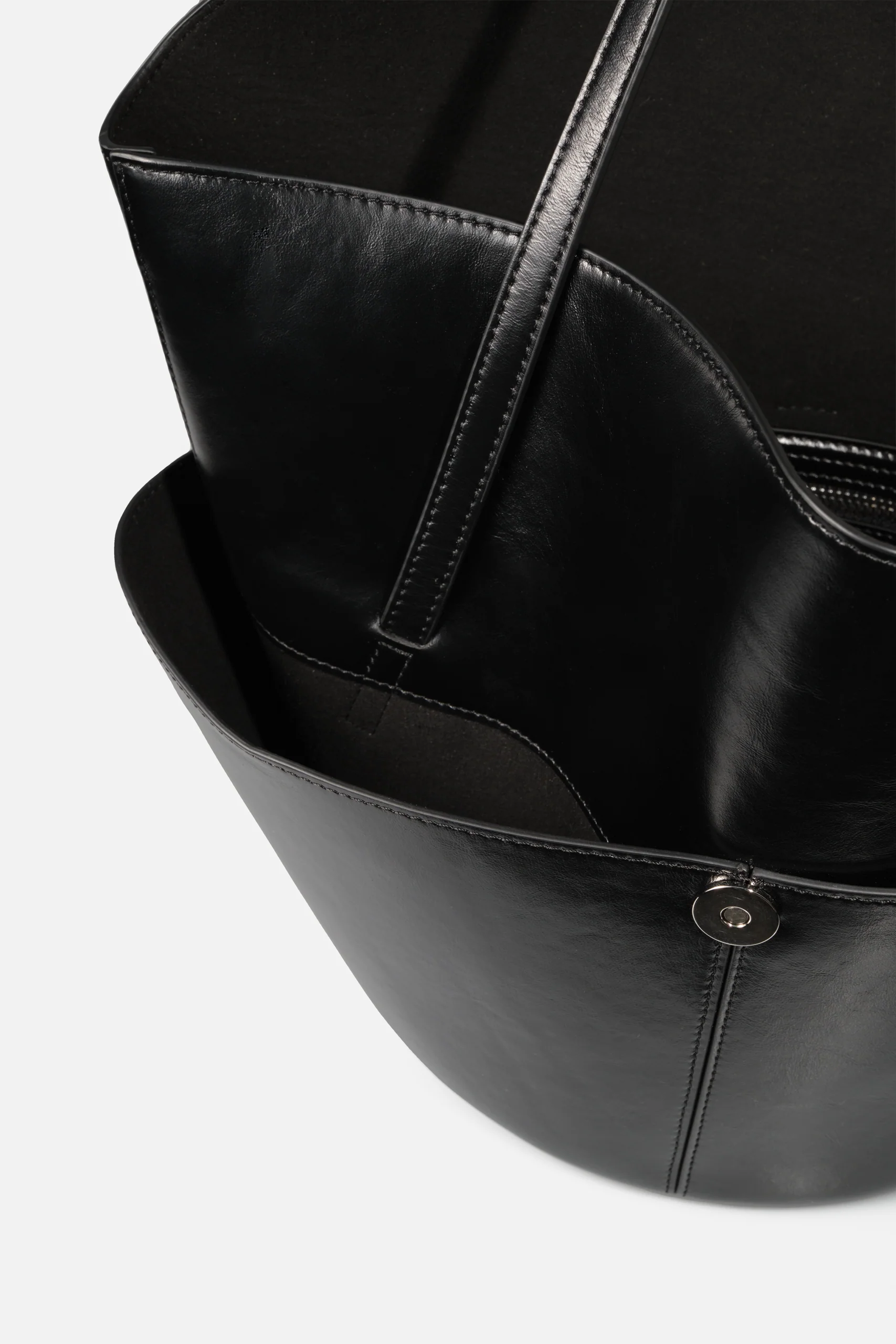 平價返工袋推薦｜Femance Lympia 手袋 售價HK$2,900