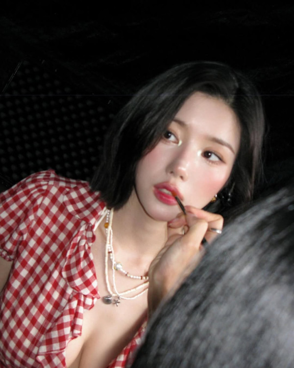 權恩妃再憑Waterbomb人氣爆紅（圖片來源：IG@kwoneunbi）