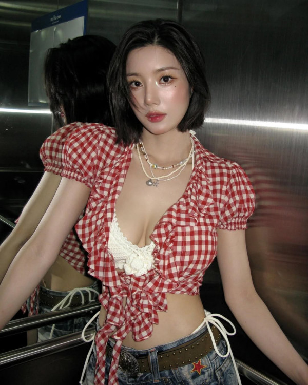 權恩妃再憑Waterbomb人氣爆紅（圖片來源：IG@kwoneunbi）