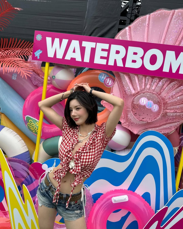 權恩妃再憑Waterbomb人氣爆紅（圖片來源：IG@kwoneunbi）