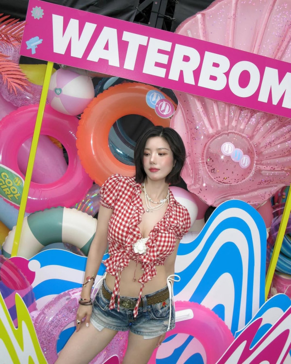 權恩妃再憑Waterbomb人氣爆紅（圖片來源：IG@kwoneunbi）
