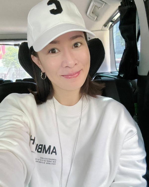 佘詩曼凍齡5大必學保養秘訣（圖片來源：IG@charmaine_sheh ）