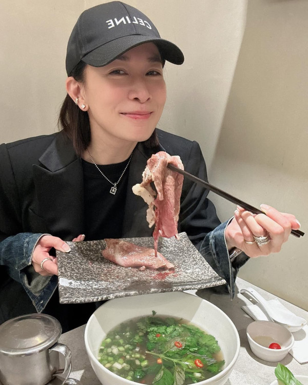 佘詩曼凍齡5大必學保養秘訣（圖片來源：IG@charmaine_sheh ）