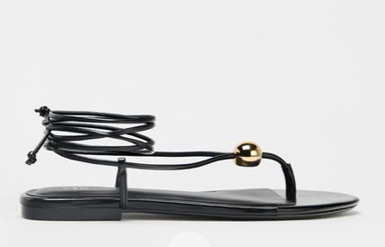 FLAT SANDALS WITH METAL APPLIQUÉ 原價$359.00 折後$143.00