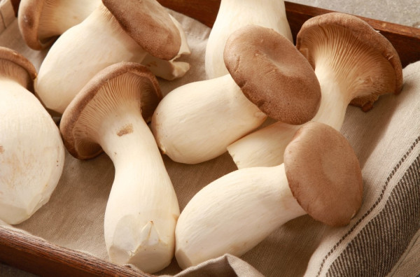 六旬男患大腸癌四期拒食蔬菜 醫生建議改食1物 持續兩年半病情未復發