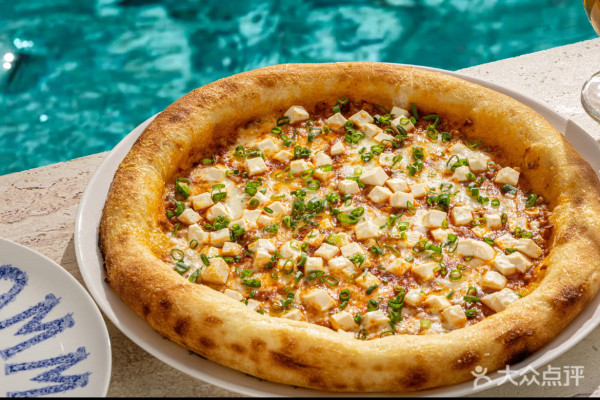 華強北美食（圖片來源：大眾點評@COMMUNE幻师(中航城君尚店)）