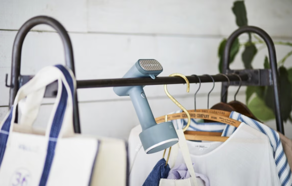 入伙禮物|Bruno 手提蒸氣掛熨機 售價HK$398