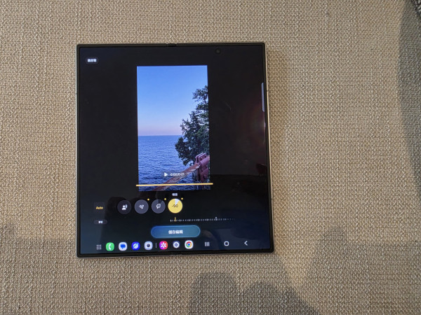 Samsung Galaxy Z Fold7/Flip7 上手試 摺疊機皇更輕更薄、AI 功能再強化