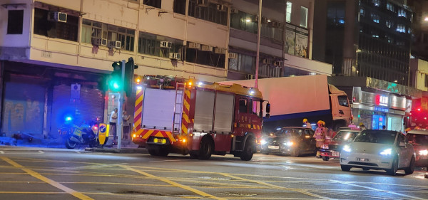 港人遇恐怖的士司機狂扭軚！超多苦主有共鳴怕炒車：揸開F1賽車？