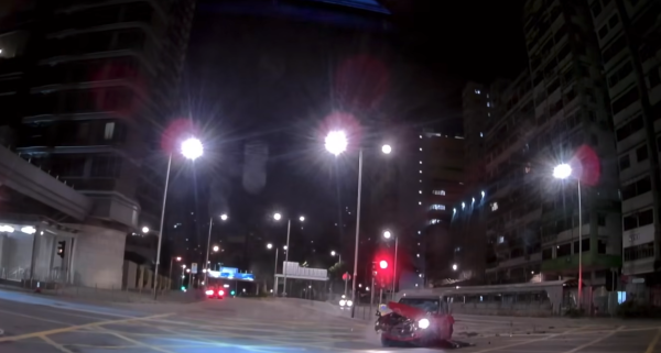 港人遇恐怖的士司機狂扭軚！超多苦主有共鳴怕炒車：揸開F1賽車？