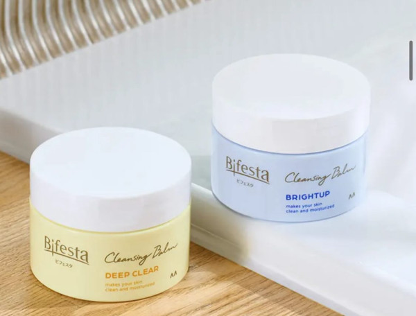 Bifesta保濕卸妝潔面霜