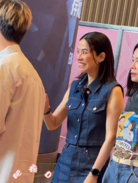 網民大讚「凍齡女神」(圖片來源：小紅書@半肥瘦DV)