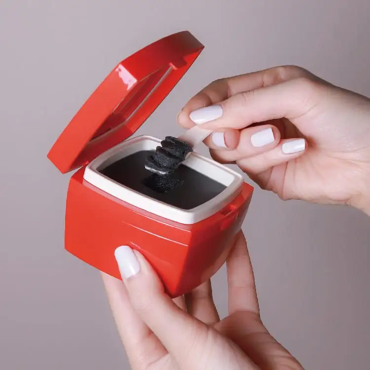 10/10 HOPE AHRES梅炭淨膚卸妝膏 售價HK$250/90g