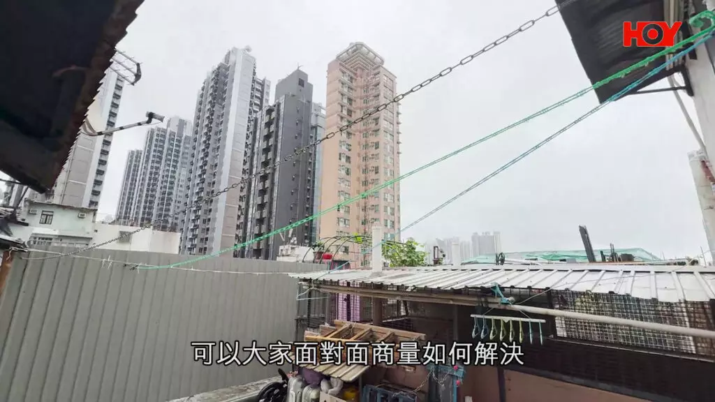 一線搜查｜業主疑逼79歲婆婆5萬元出售天台屋！落閘加鎖阻歸家