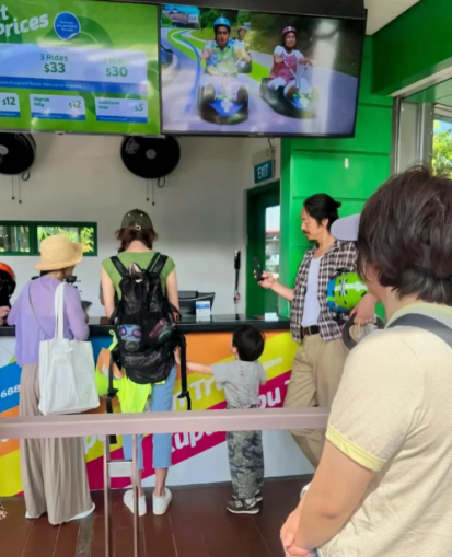 林志玲一家旅遊（圖片來源：小紅書@娛樂吃瓜醬）