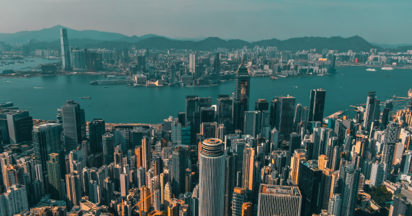 台女快閃香港對港人1習慣感意外！ 惹網民不滿：對香港人係一種侮辱！ 