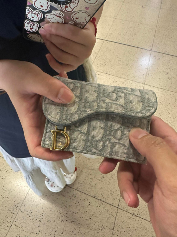 好人好事｜裝修師傅火炭拾銀包拒收失主酬金！網民激讚：呢個年代仲有咁嘅好人！