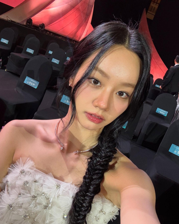 韓國女星惠利爆出與舞者WOOTAE（本名蔡宇台）拍拖超過一年，圖片來源︰IG@hyeri_060。