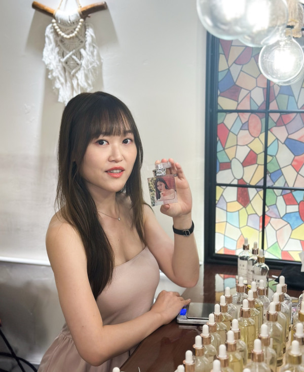室內好去處 | 尖沙咀手作香水工作坊 調配專屬香氣／即場客製化香水樽
