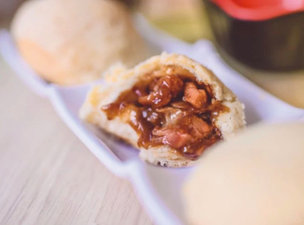 薔紅餐廳新分店將落戶大角咀區 平民價金牌脆皮燒雞 必試香港茶餐廳